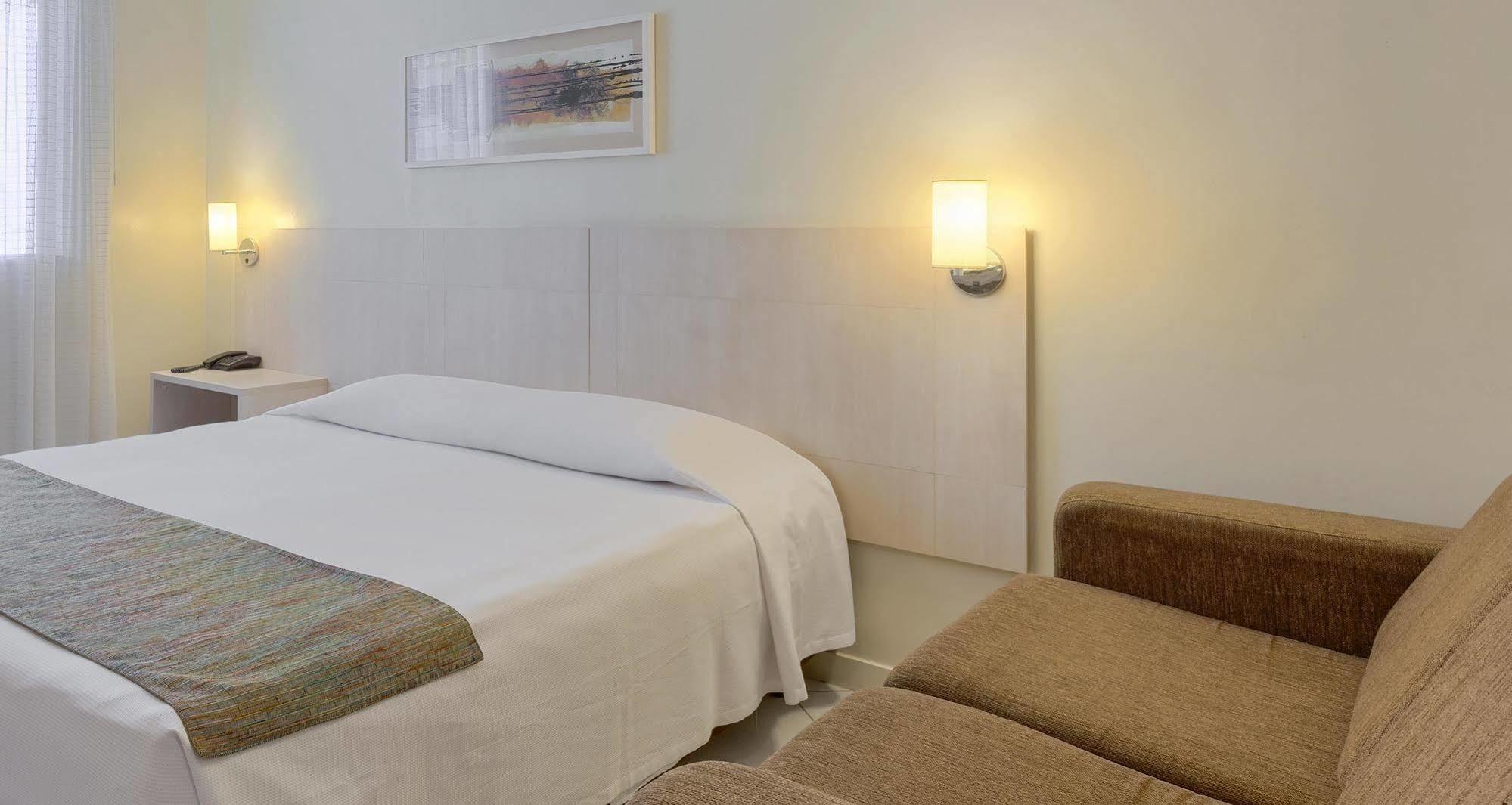 Ibis Styles Belem Batista Campos Hotel Exterior foto